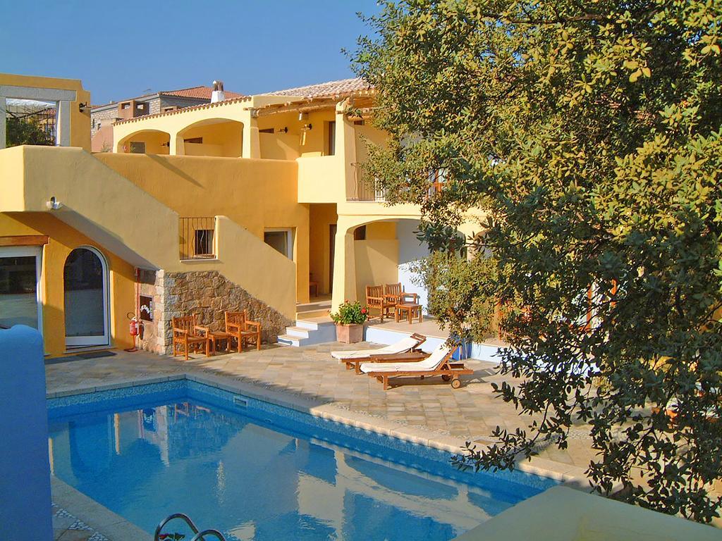 Papillo Resort Borgo Antico San Pantaleo Dış mekan fotoğraf