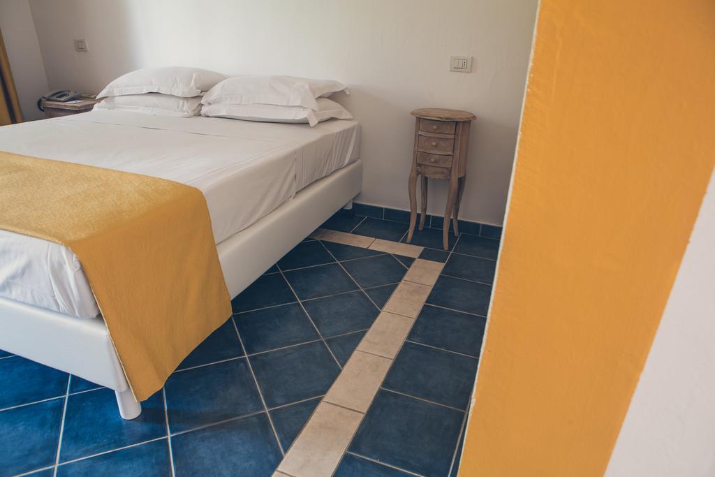 Papillo Resort Borgo Antico San Pantaleo Dış mekan fotoğraf