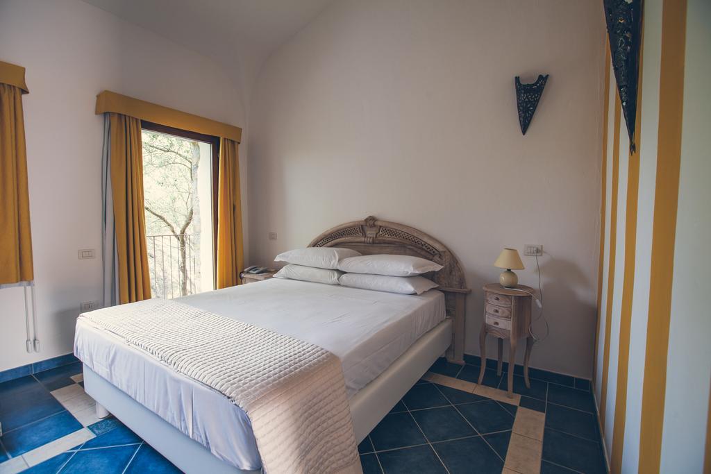 Papillo Resort Borgo Antico San Pantaleo Dış mekan fotoğraf